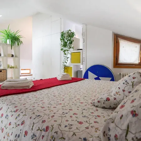 Loft In *